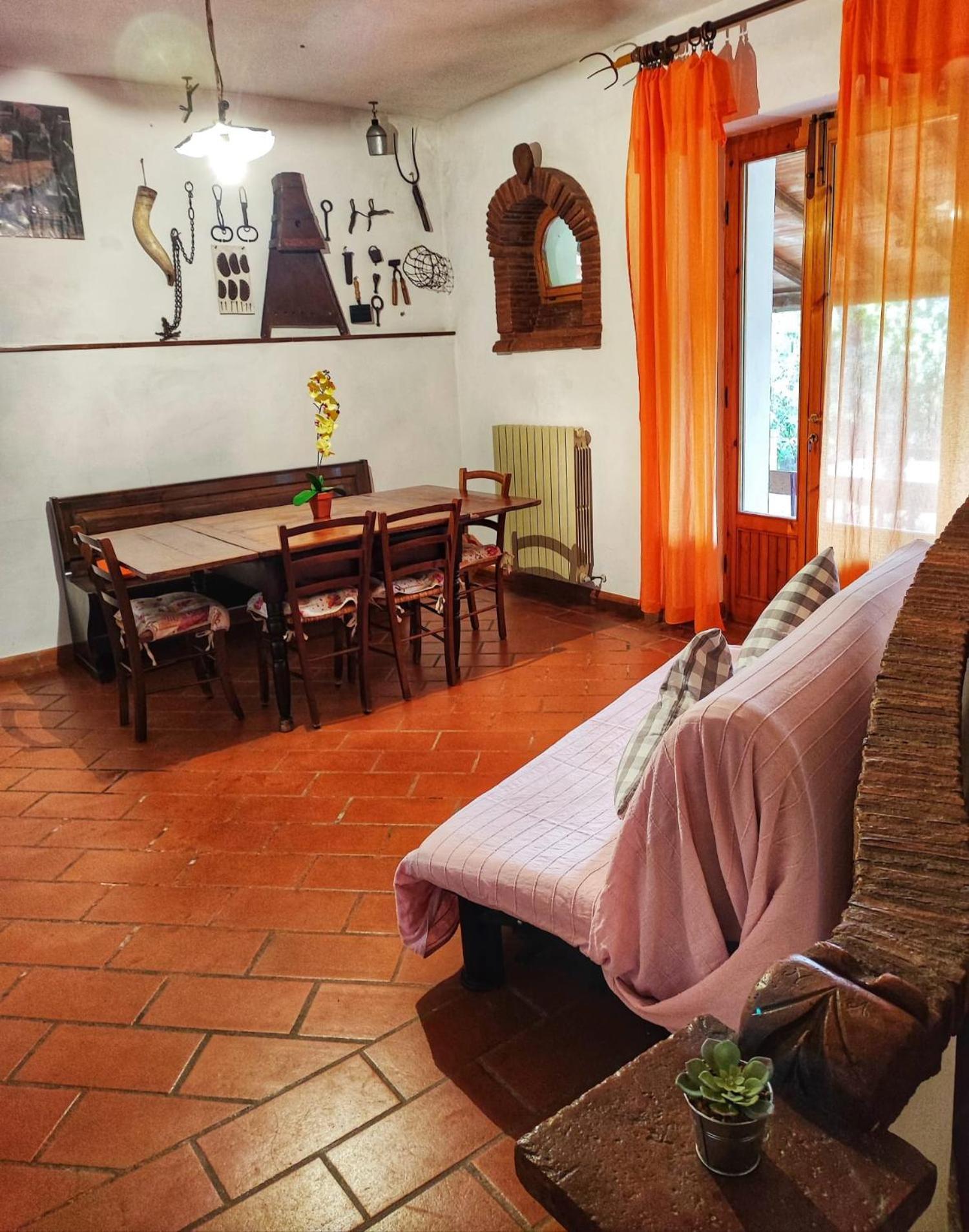 Agriturismo Podere Cherzo Cinigiano Номер фото